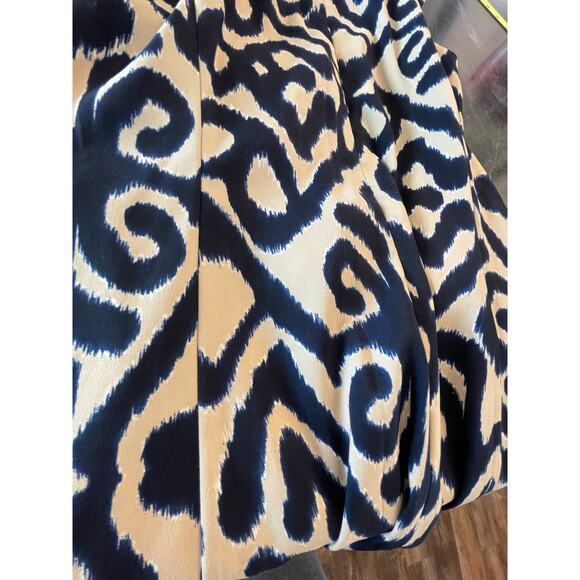 Dress Barn Blue and Tan abstract print shift dress 8 - Picture 9 of 10